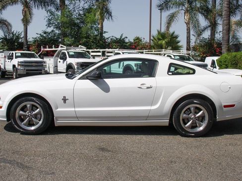 Used 2006 Ford Mustang Premium image 5