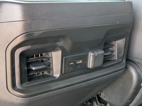 Used 2021 Chevrolet Silverado 1500 LT Trail Boss w/ Convenience Package II AWD/4WD image 27