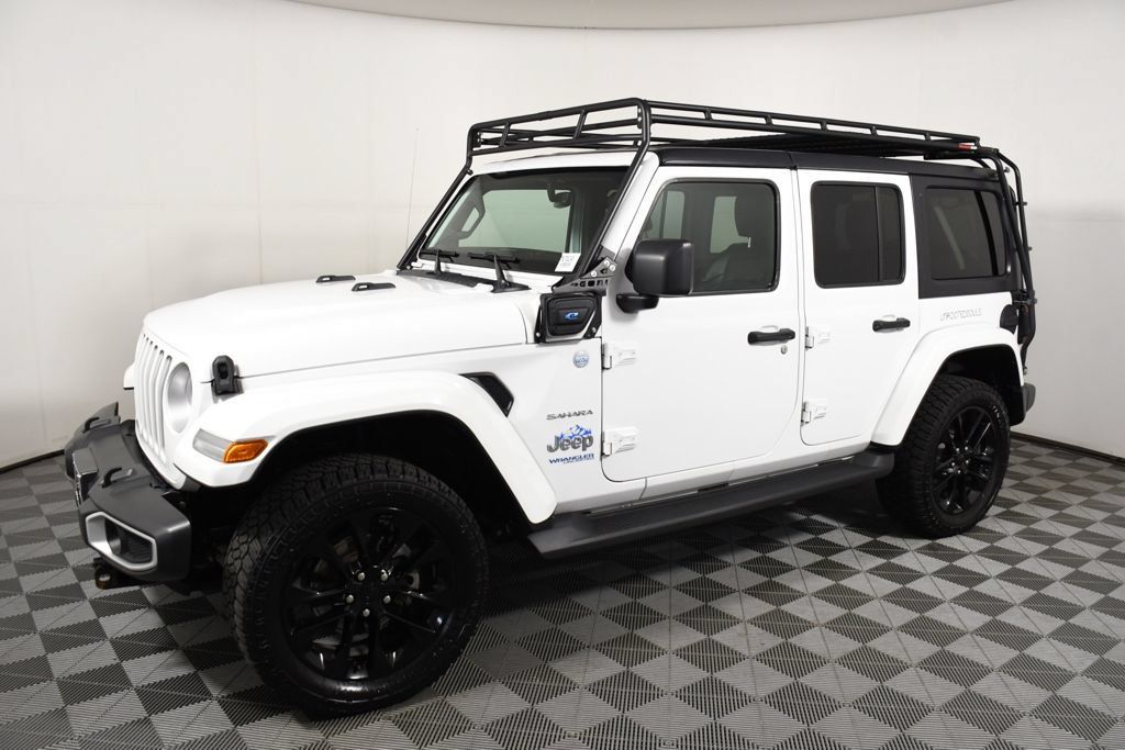 Used 2021 Jeep Wrangler Unlimited Sahara w/ Cold Weather Group AWD/4WD image 2