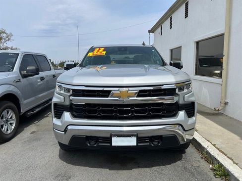 Used 2022 Chevrolet Silverado 1500 LT AWD/4WD image 9