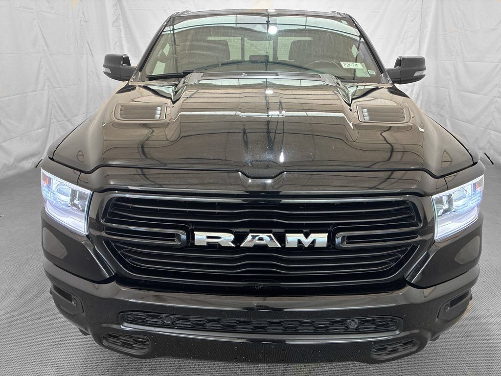 Used 2023 RAM 1500 Laramie AWD/4WD image 2