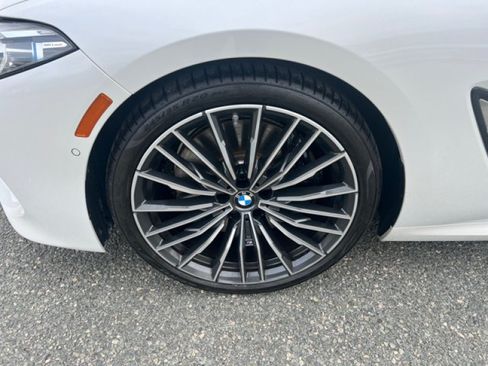 Used 2022 BMW 840i Convertible RWD image 9