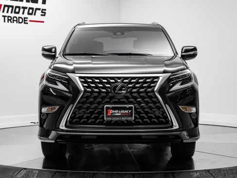 Used 2023 Lexus GX 460 Premium w/ Accessory Package AWD/4WD image 4