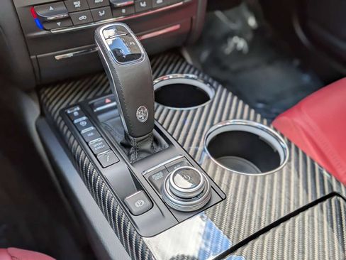 Used 2022 Maserati Ghibli Trofeo RWD image 34