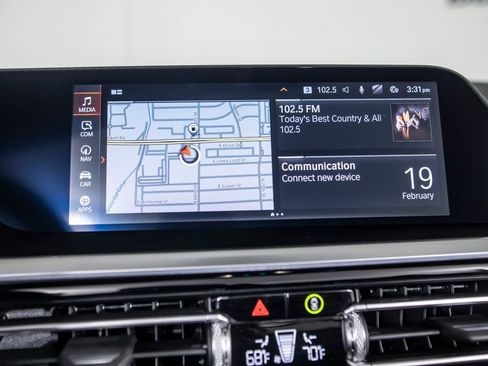 Used 2025 BMW Z4 M40i w/ Edition image 31