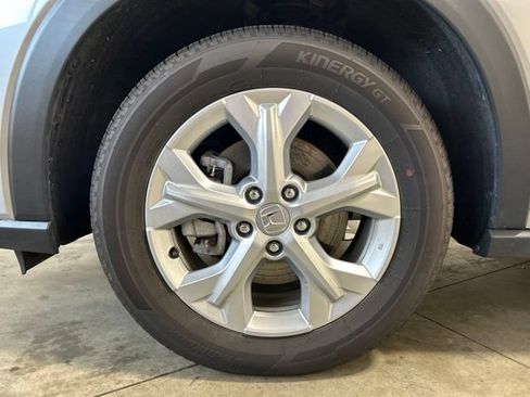Certified 2024 Honda HR-V LX image 11