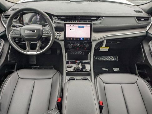 New 2024 Jeep Grand Cherokee Limited 4xe image 15