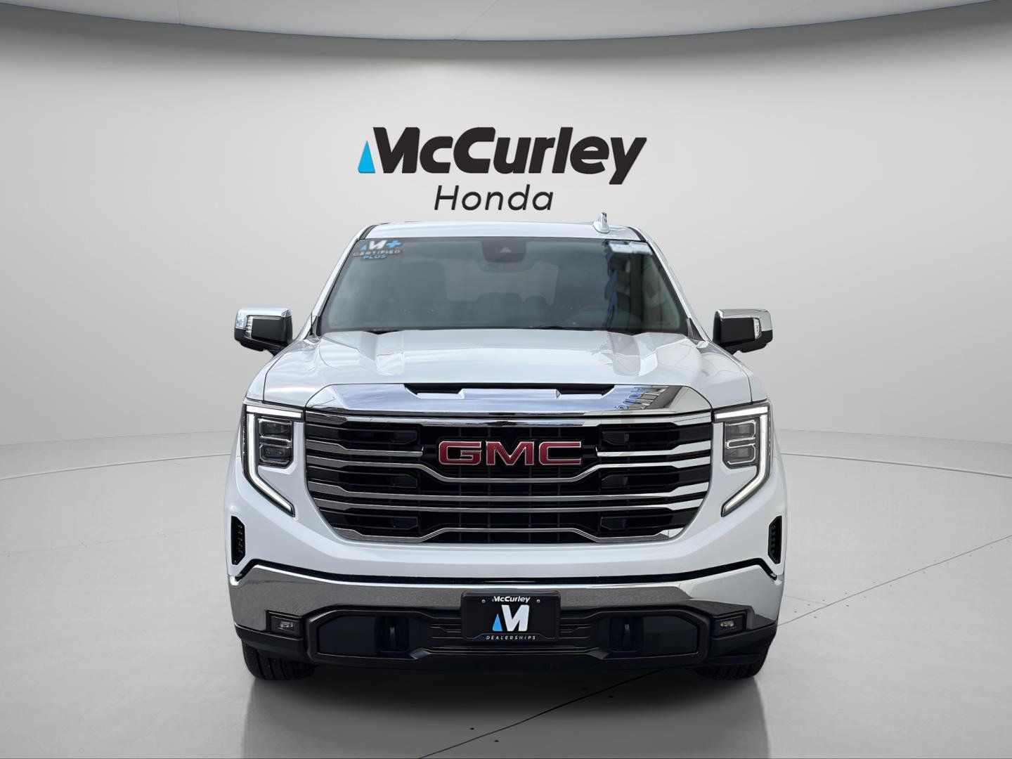 Used 2024 GMC Sierra 1500 SLT AWD/4WD image 7