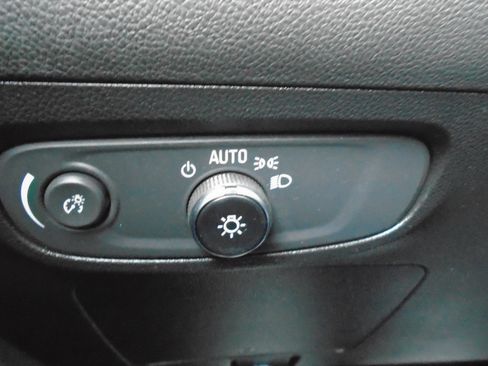 Used 2024 Buick Encore GX Sport Touring w/ Comfort Package AWD/4WD image 54