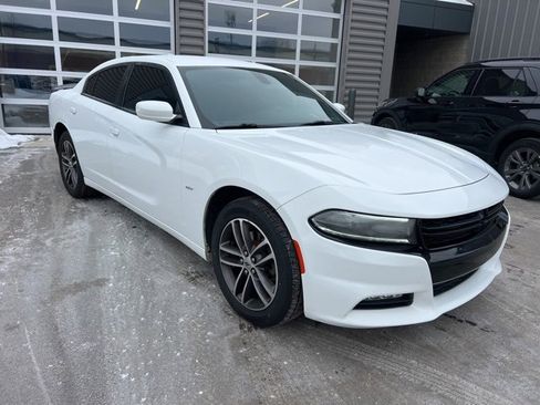 Used 2018 Dodge Charger GT image 3
