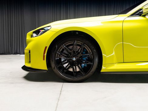 Used 2025 BMW M2 w/ Lighting Package image 27