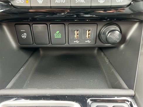 New 2026 Mitsubishi Eclipse Cross Black Edition image 32