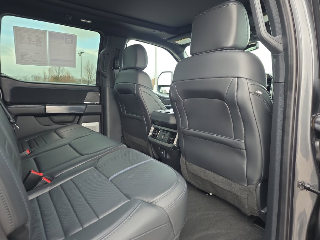 Used 2025 Ford F250 Platinum AWD/4WD image 50