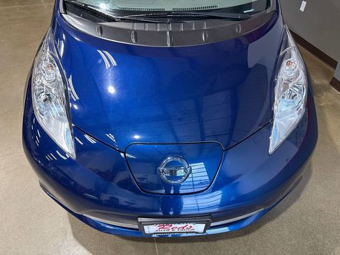 Used 2017 Nissan Leaf SV image 49