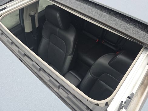 Certified 2024 Honda Civic Touring image 4