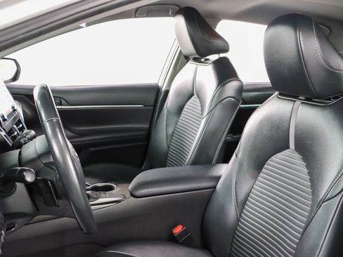 Used 2024 Toyota Camry SE FWD image 23
