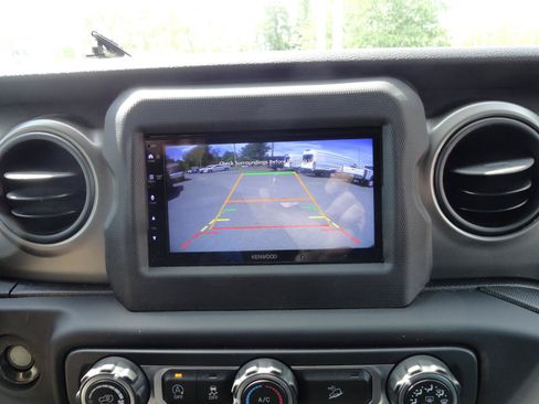 Used 2019 Jeep Wrangler Unlimited Sport S AWD/4WD image 15
