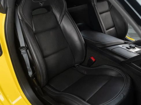 Used 2019 Chevrolet Corvette Z06 image 21