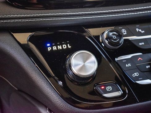 New 2026 Chrysler Pacifica Limited w/ S Appearance Package image 14