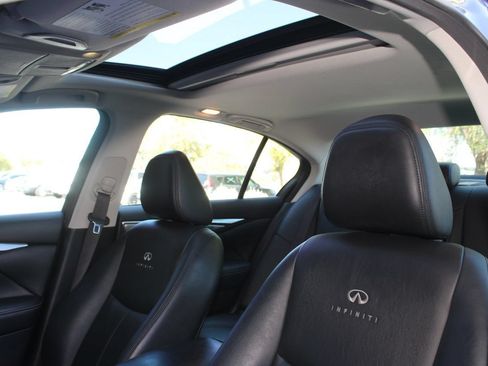 Used 2014 INFINITI Q50 Premium w/ Appearance Package AWD/4WD image 21