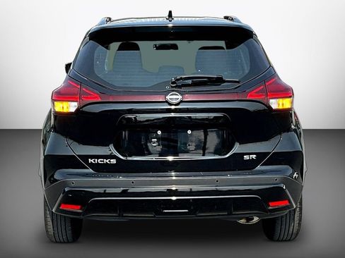 Used 2024 Nissan Kicks SR FWD image 5
