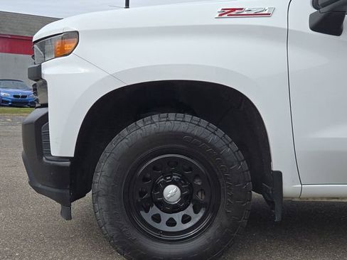 Used 2020 Chevrolet Silverado 1500 W/T w/ Z71 Off-Road Package AWD/4WD image 10