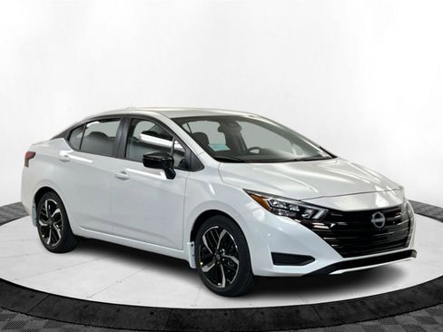 New 2025 Nissan Versa SR w/ Trunk Package image 7