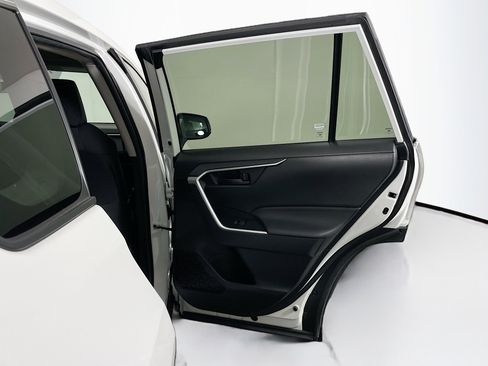 Used 2024 Toyota RAV4 LE image 29