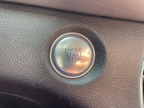 Used 2019 Hyundai Santa Fe Limited w/ Cargo Package image 36