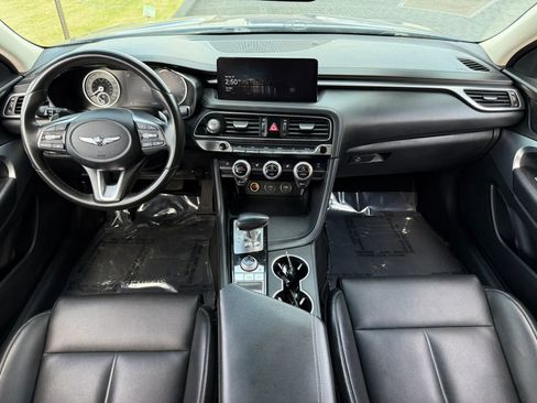 Used 2022 Genesis G70 2.0T RWD image 14