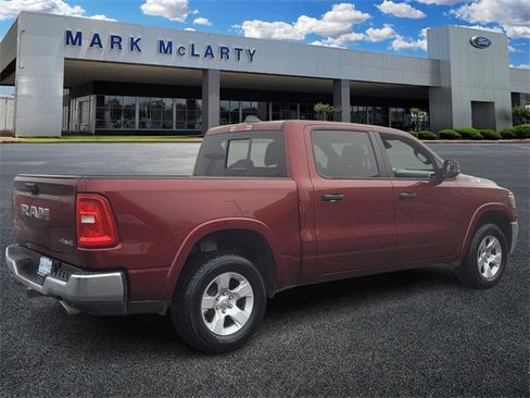 Used 2025 RAM 1500 Big Horn image 4