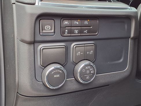 New 2025 Chevrolet Tahoe Premier image 17