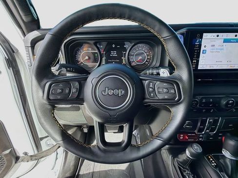 Used 2025 Jeep Wrangler Unlimited Rubicon 392 AWD/4WD image 12