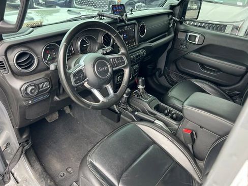 Used 2021 Jeep Wrangler Unlimited Sahara w/ Advanced Safety Group AWD/4WD image 17