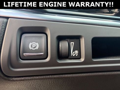 Used 2023 Cadillac XT6 Premium Luxury image 14