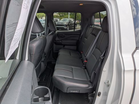 Used 2025 Honda Ridgeline TrailSport image 24
