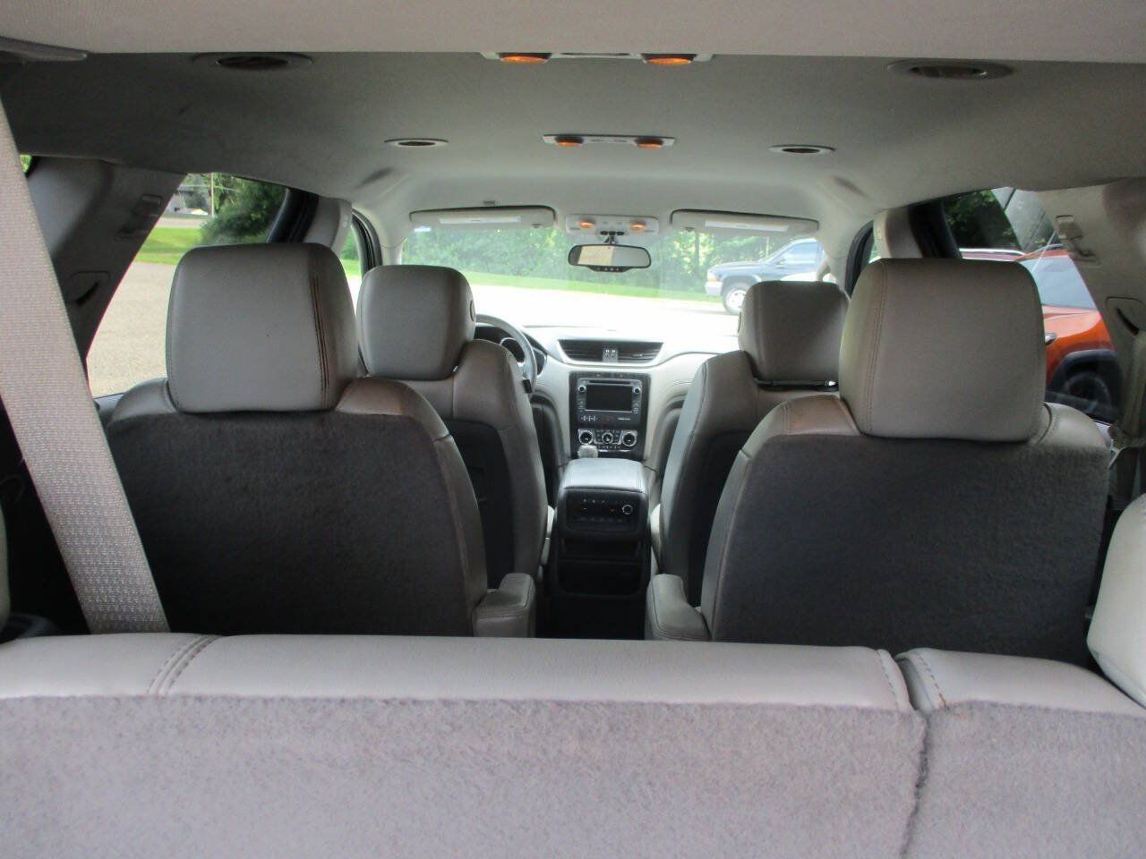 Used 2013 Chevrolet Traverse LTZ AWD/4WD image 23