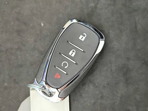 Used 2025 Chevrolet Trax ACTIV w/ Driver Confidence Package image 21