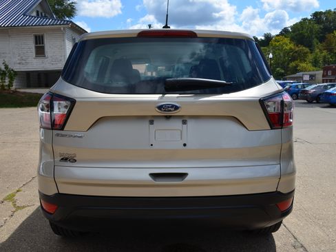 Used 2018 Ford Escape S image 5