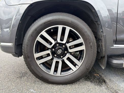 Used 2019 Toyota 4Runner Limited AWD/4WD image 12