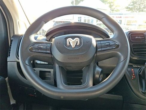 Used 2023 RAM ProMaster 2500 image 16
