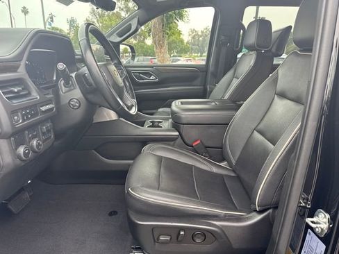 Used 2023 Chevrolet Tahoe Premier w/ Premium Package image 9