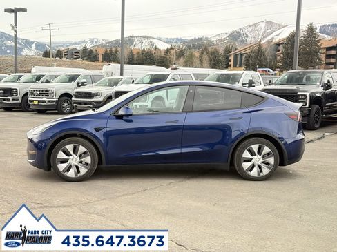 Used 2023 Tesla Model Y Long Range image 3