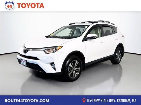 Used 2017 Toyota RAV4 XLE w/ Carpet Mat Package AWD/4WD image 1