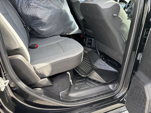 Used 2021 RAM 2500 Big Horn image 21