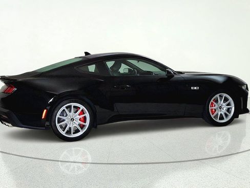 Used 2024 Ford Mustang GT Premium RWD image 7