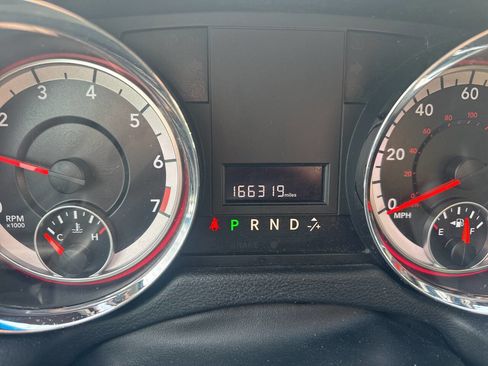 Used 2016 Dodge Grand Caravan SE w/ Quick Order Package 29E SE image 11