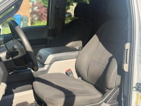 Used 2019 Ford F150 XL w/ Equipment Group 101A Mid AWD/4WD image 10