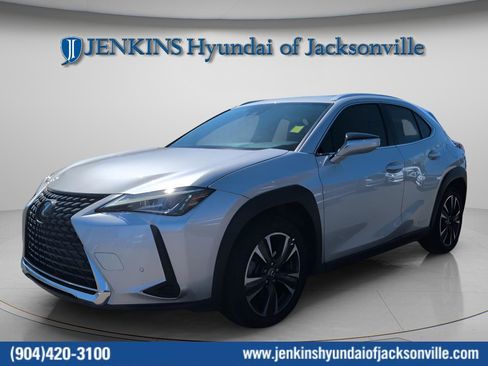 Used 2020 Lexus UX 250h w/ Premium Package image 12
