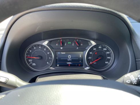 Used 2024 GMC Terrain SLE w/ Driver Convenience Package FWD image 22
